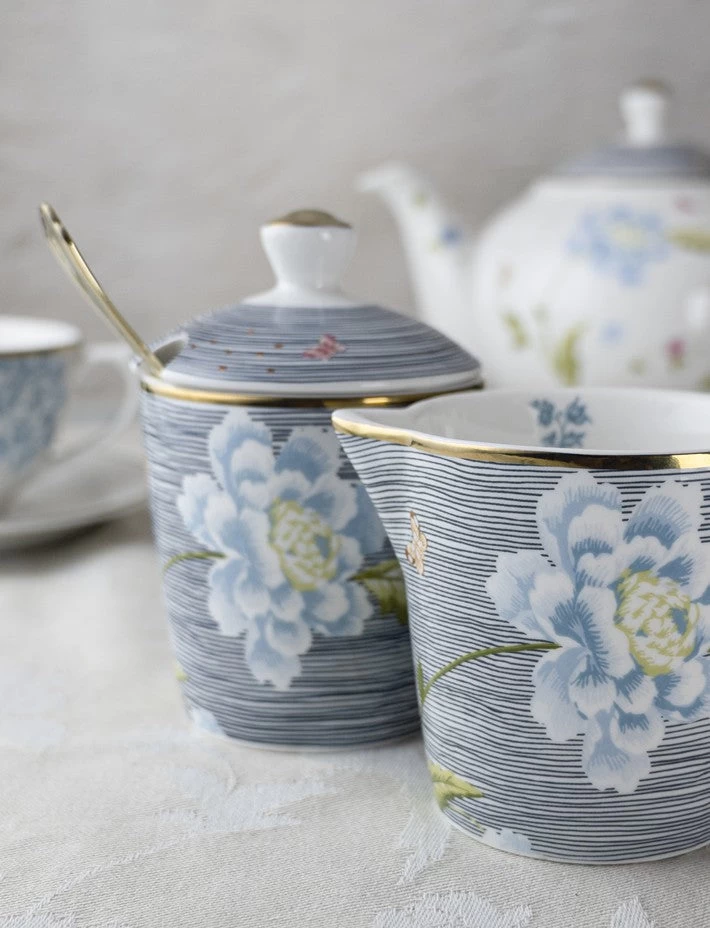 Heritage Collection Set Of 2 Sugar And Creamer - Image 4