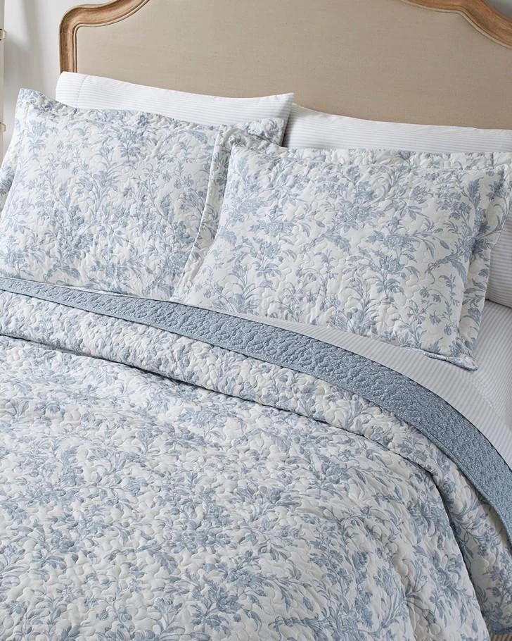 Amberley Soft Blue Quilt Set - Image 3