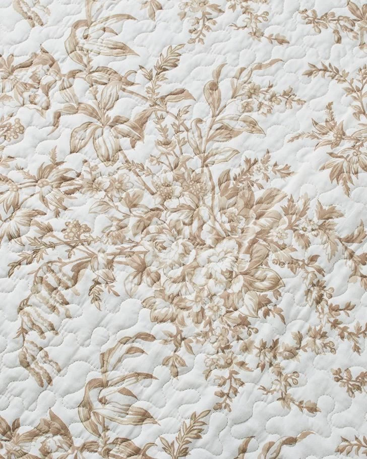 Bedford Mocha Quilt Set - Image 6