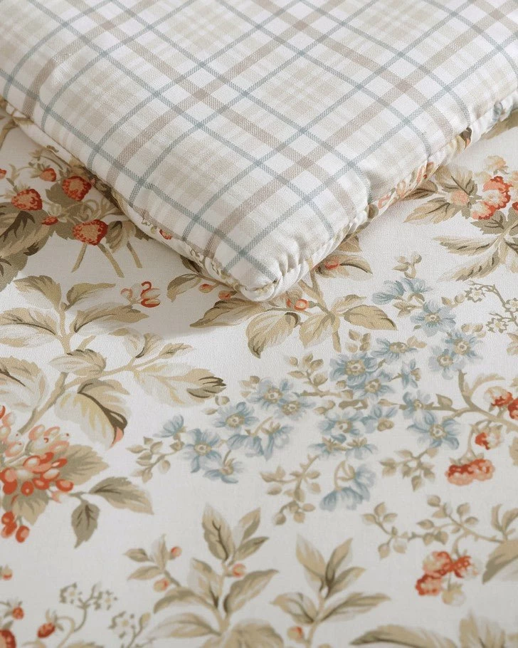 Bramble Floral Beige Cotton Reversible Comforter Set - Image 5