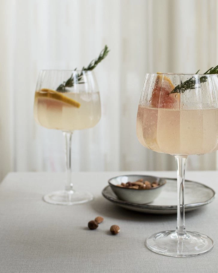 Clear Set Of 4 Balloon Glass Set - Image 5