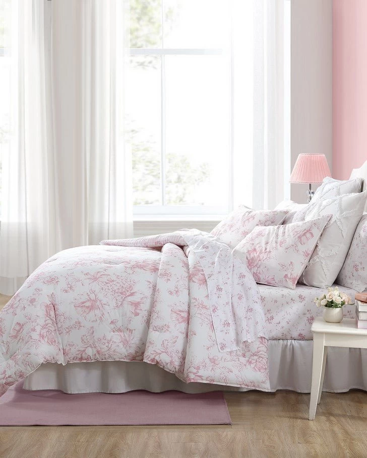Delphine Pink Comforter Set - Image 2