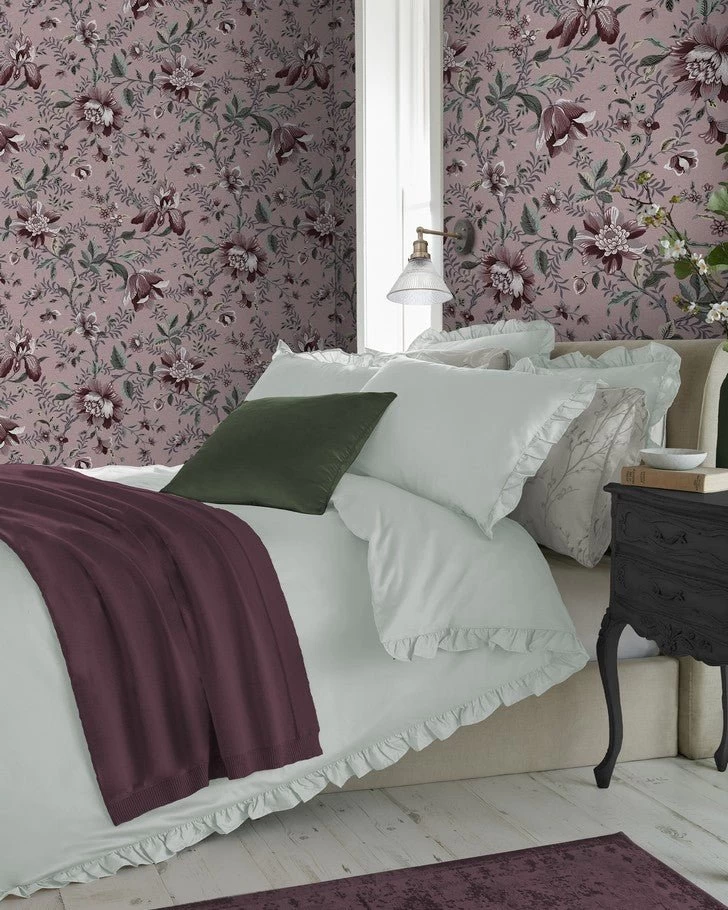 Edita’s Garden Pale Blackberry Wallpaper - Image 4