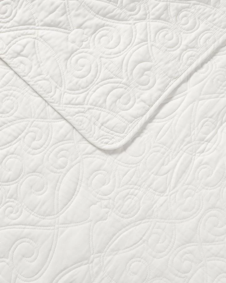 Felicity White Quilt Set - Image 5