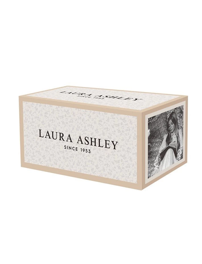 Heritage Collection Set Of 2 Sugar And Creamer - Image 3