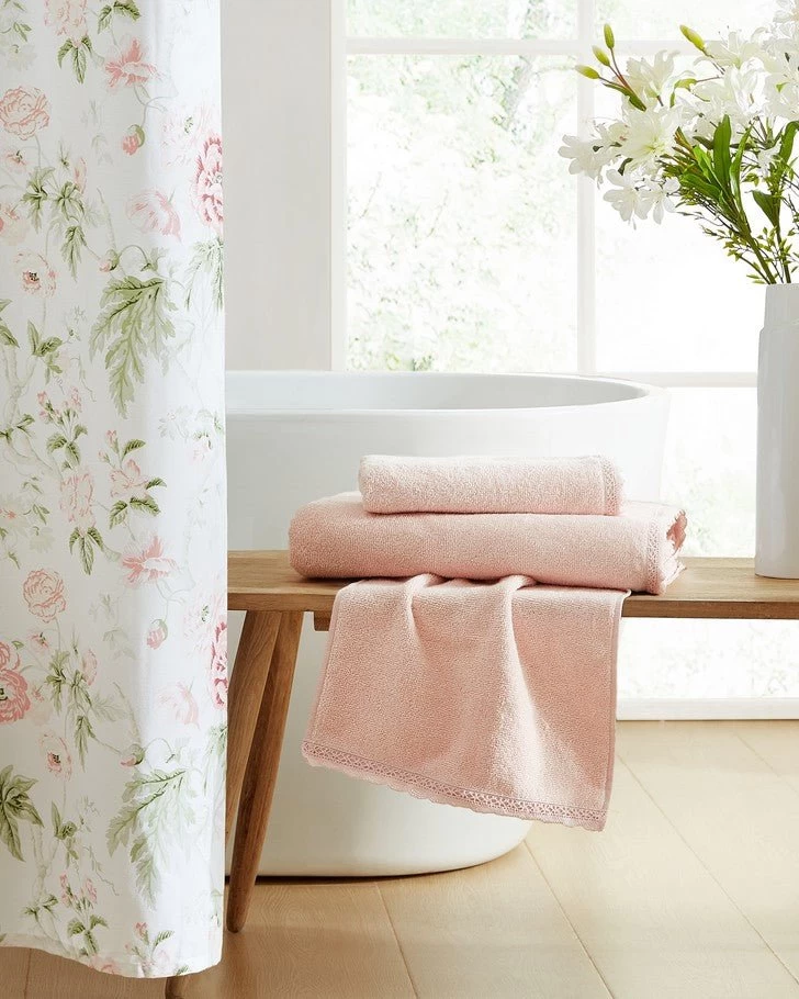 Juliette Lace Hem Pink 3 Piece Towel Set - Image 6