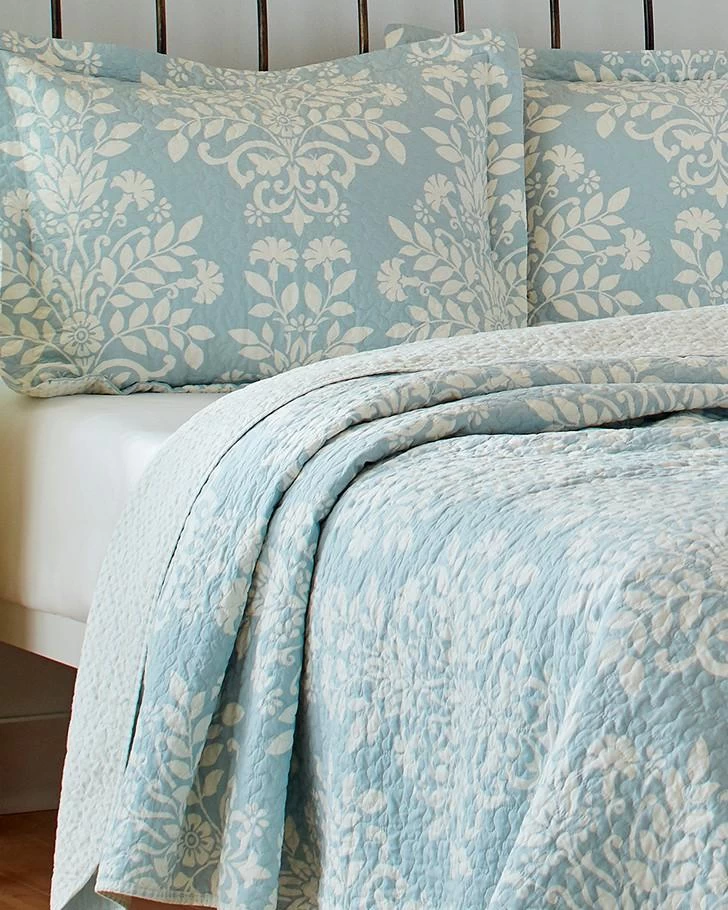 Rowland Breezey Floral Quilt Set - Image 4