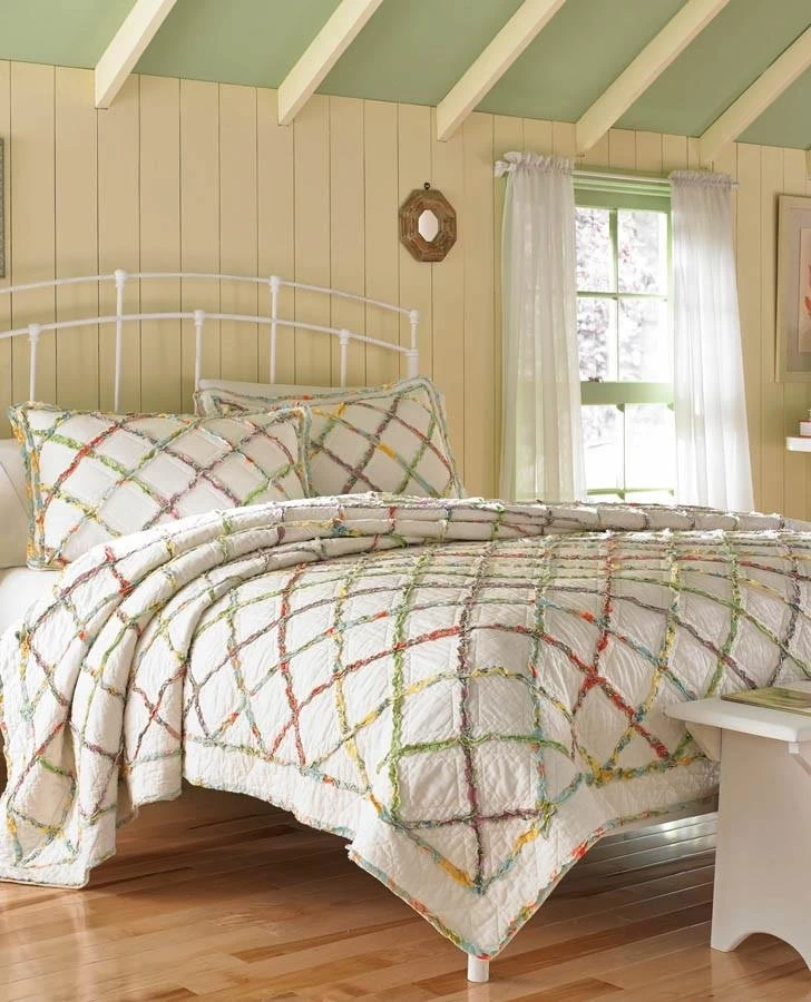 Ruffled Garden Quilt - Image 2