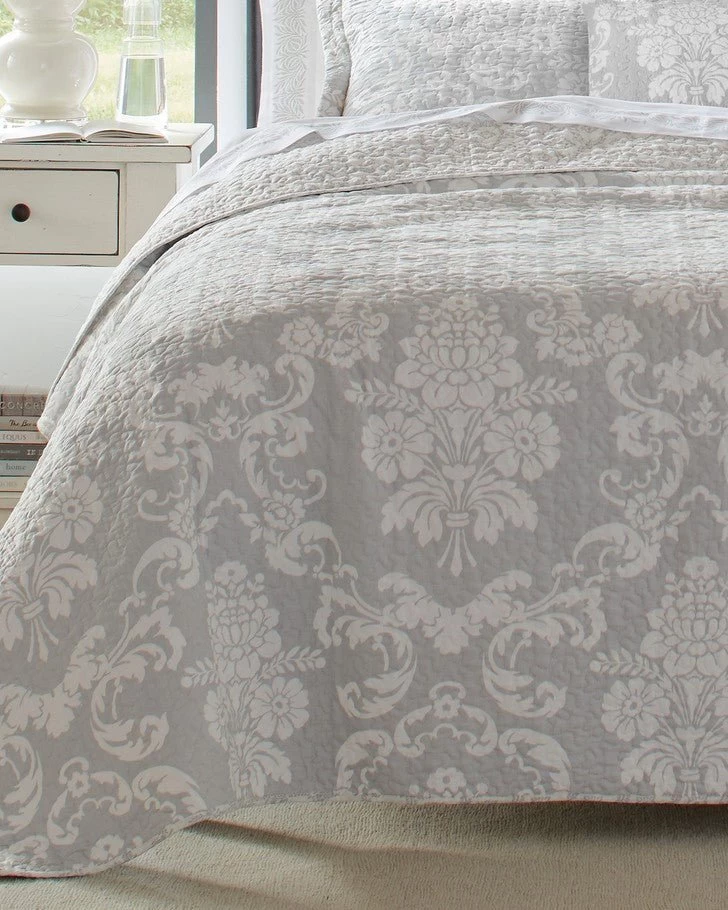 Venetia Grey Reversible Quilt Bonus Set - Image 7