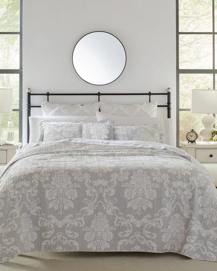 Venetia Grey Reversible Quilt Bonus Set