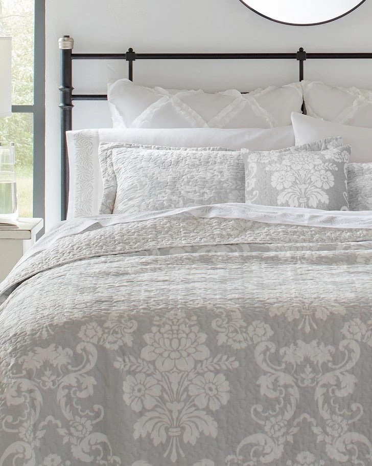 Venetia Grey Reversible Quilt Bonus Set - Image 4